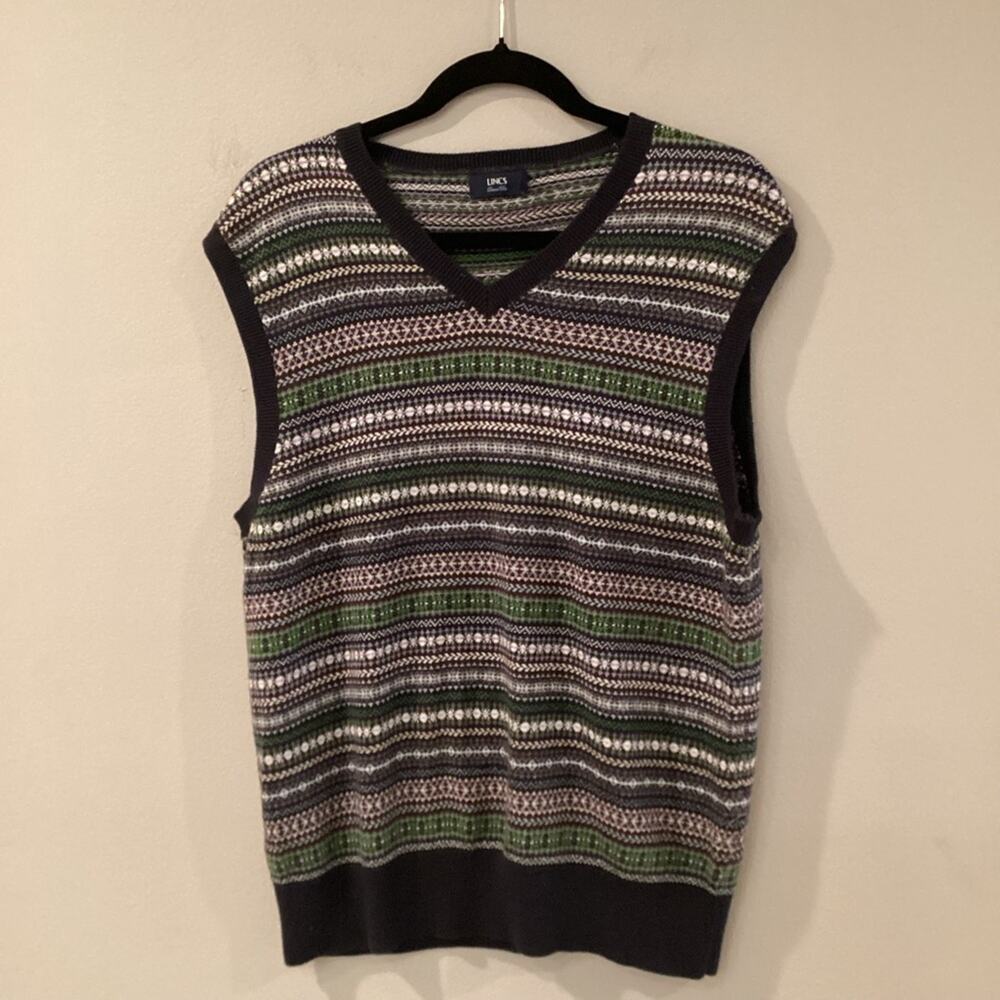 Men’s Small Navy Preppy Academia Golf Vest  in Excellent Preloved Condition!